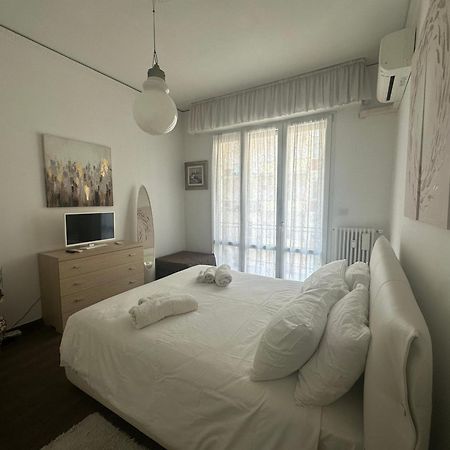 Modern River House Apartment Florenţa Exterior foto